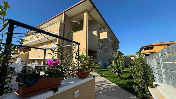 appartamento in vendita a Rosignano Marittimo in zona Castiglioncello