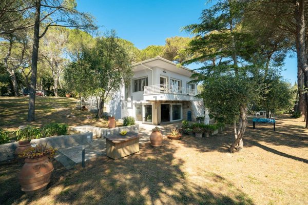 casa indipendente in vendita a Rosignano Marittimo in zona Castiglioncello