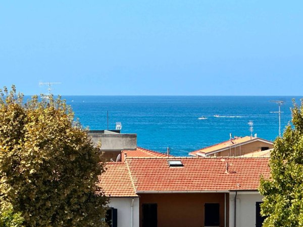 appartamento in vendita a Rosignano Marittimo in zona Rosignano Solvay