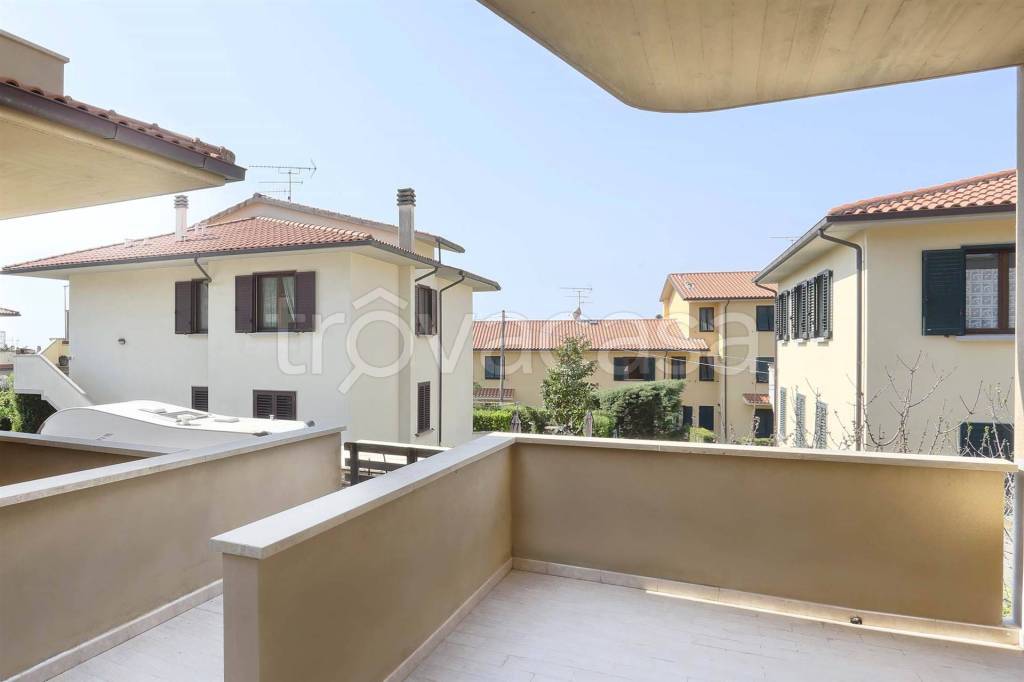 appartamento in vendita a Rosignano Marittimo in zona Rosignano Solvay