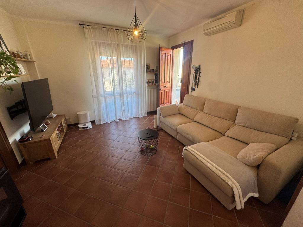 appartamento in vendita a Rosignano Marittimo in zona Rosignano Solvay