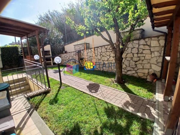 appartamento in vendita a Rosignano Marittimo in zona Gabbro