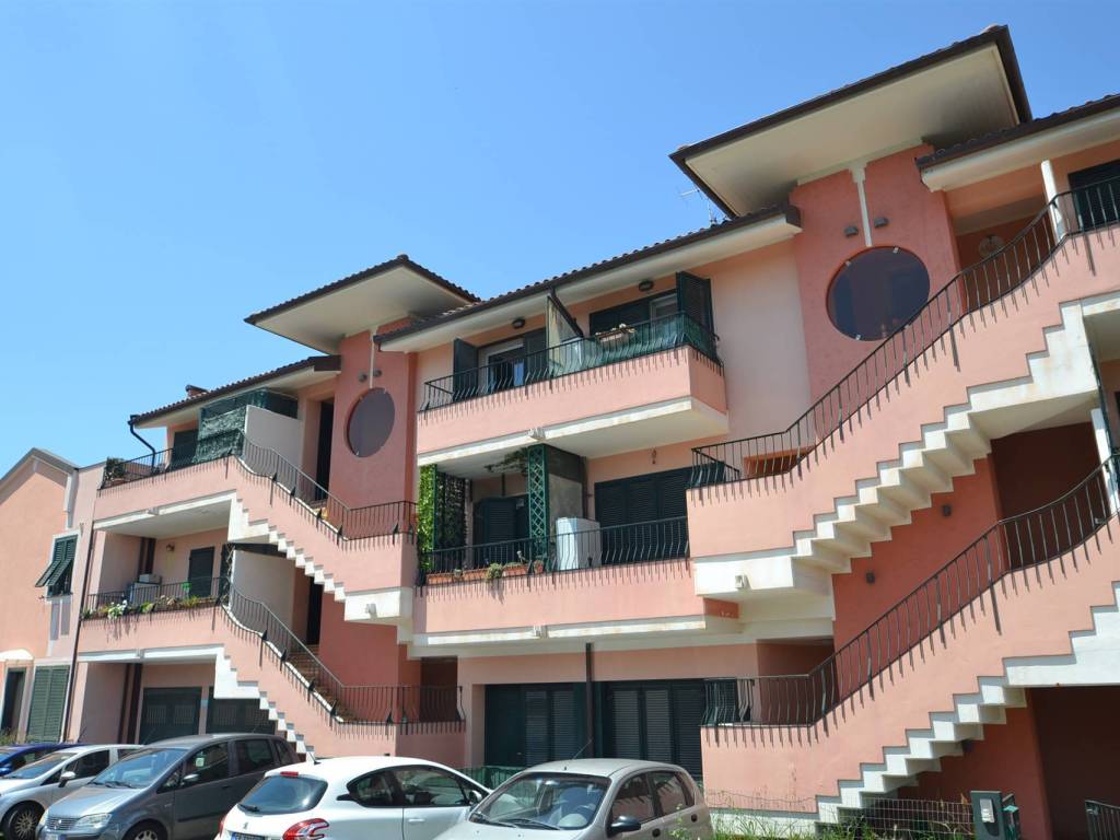 appartamento in vendita a Rosignano Marittimo in zona Rosignano Solvay