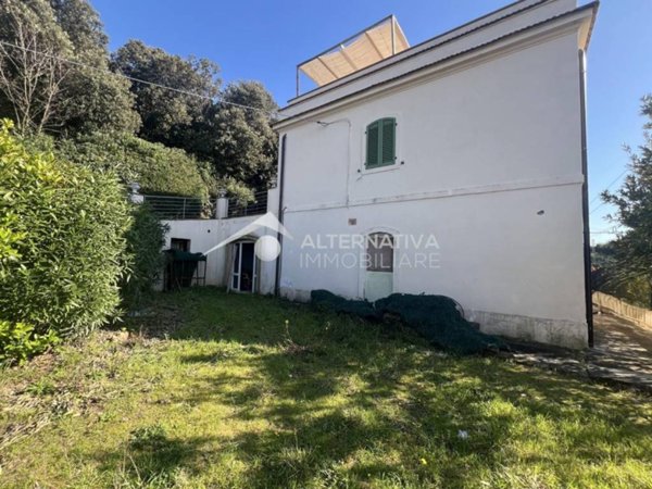 appartamento in vendita a Rosignano Marittimo in zona Nibbiaia