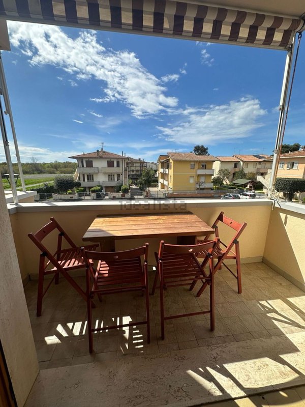 appartamento in vendita a Rosignano Marittimo in zona Vada