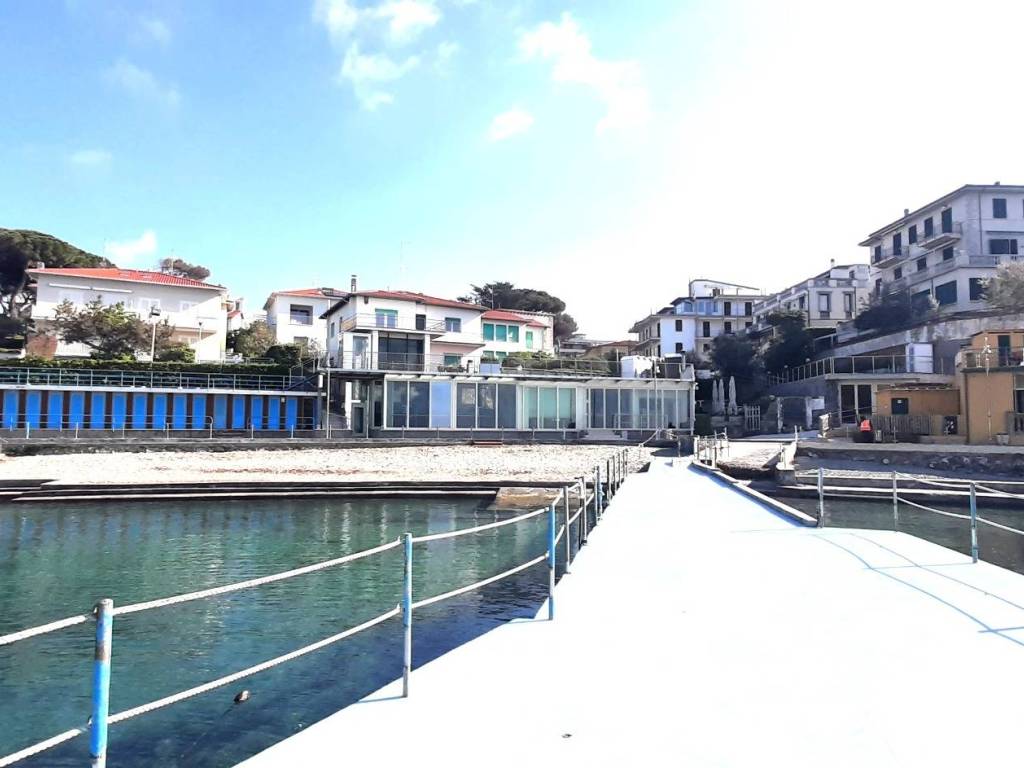 appartamento in vendita a Rosignano Marittimo in zona Castiglioncello