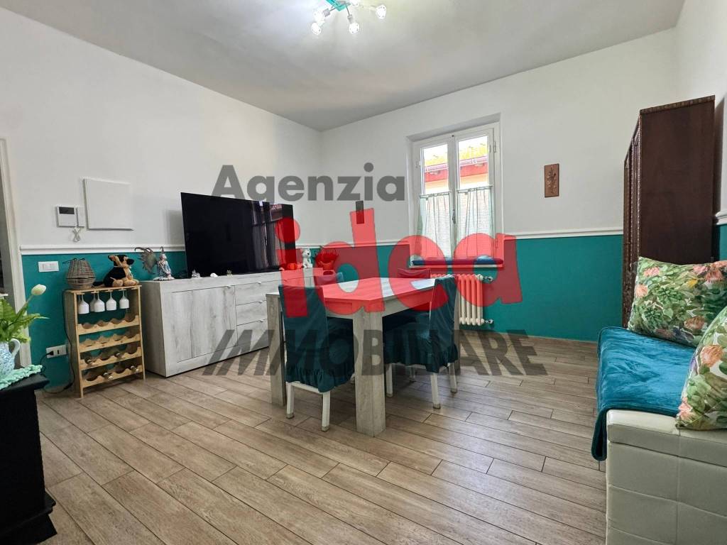 appartamento in vendita a Rosignano Marittimo in zona Castiglioncello
