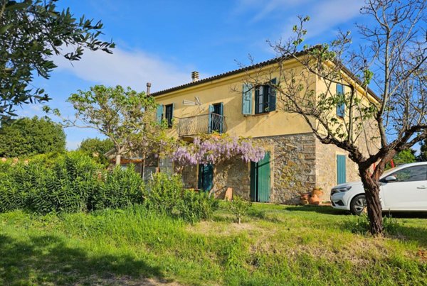 appartamento in vendita a Rosignano Marittimo in zona Gabbro