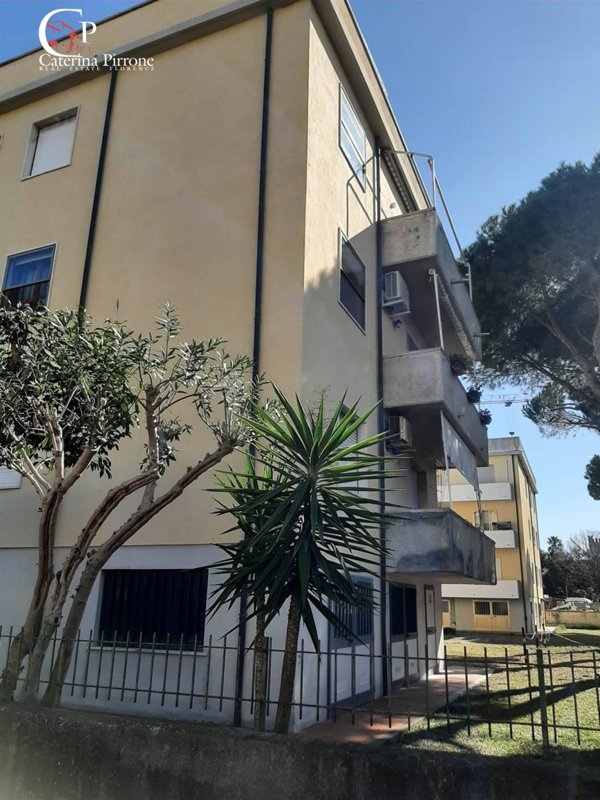 appartamento in vendita a Rosignano Marittimo in zona Vada