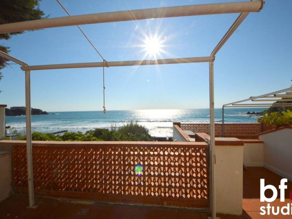 appartamento in vendita a Rosignano Marittimo in zona Castiglioncello