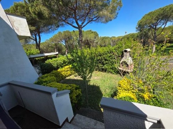 casa indipendente in vendita a Rosignano Marittimo in zona Vada