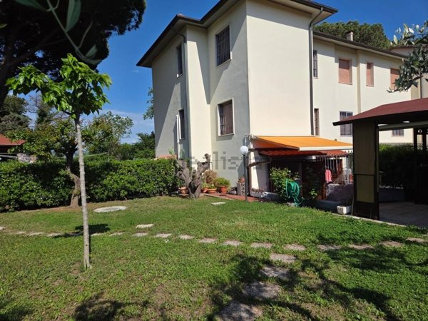 appartamento in vendita a Rosignano Marittimo in zona La Mazzanta