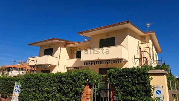 appartamento in vendita a Rosignano Marittimo in zona Rosignano Solvay
