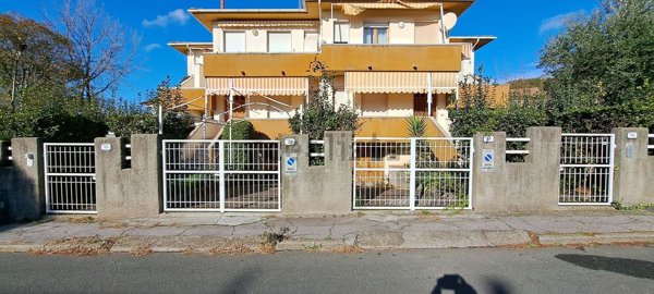 appartamento in vendita a Rosignano Marittimo in zona Rosignano Solvay