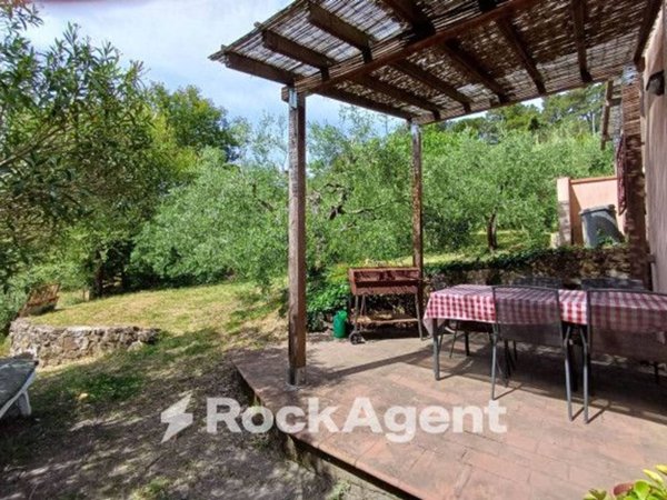 casa indipendente in vendita a Rosignano Marittimo