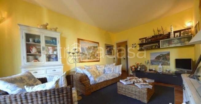 casa indipendente in vendita a Rosignano Marittimo in zona Castiglioncello