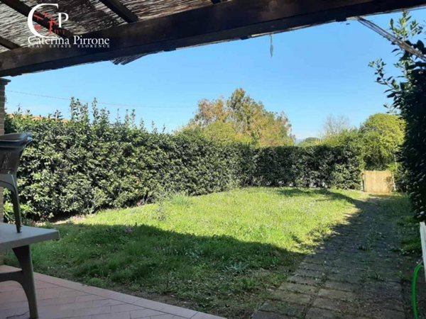 appartamento in vendita a Rosignano Marittimo in zona Vada