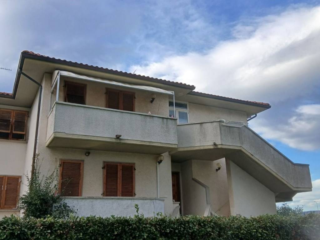 appartamento in vendita a Rosignano Marittimo in zona Vada