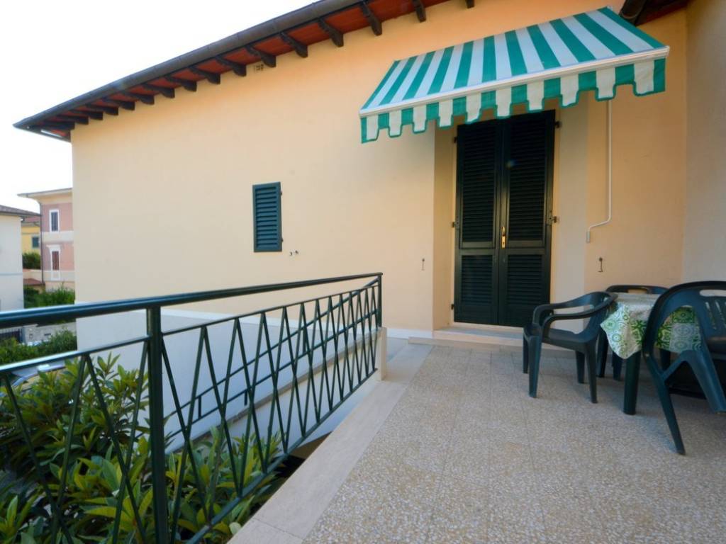 appartamento in vendita a Rosignano Marittimo in zona Castiglioncello