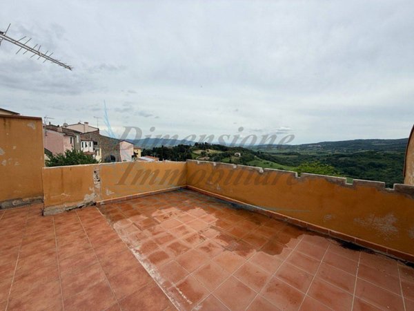 casa indipendente in vendita a Rosignano Marittimo in zona Gabbro