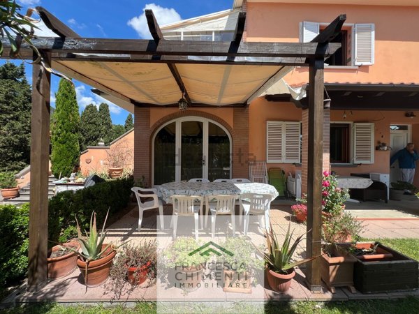 appartamento in vendita a Rosignano Marittimo in zona Gabbro