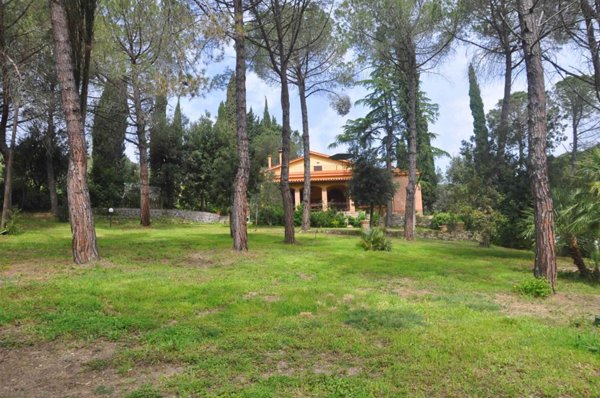 casa indipendente a Rosignano Marittimo in zona Castelnuovo della Misericordia