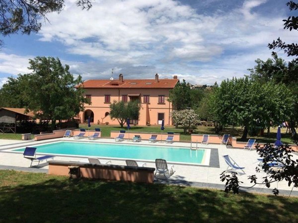 casa indipendente in vendita a Rosignano Marittimo in zona Castiglioncello