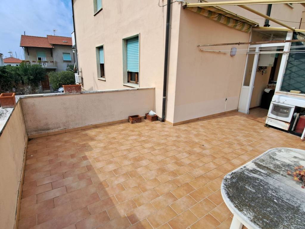 appartamento in vendita a Rosignano Marittimo in zona Rosignano Solvay