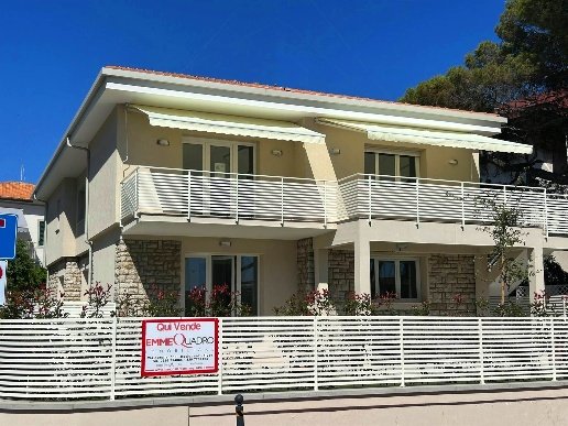 appartamento in vendita a Rosignano Marittimo in zona Castiglioncello