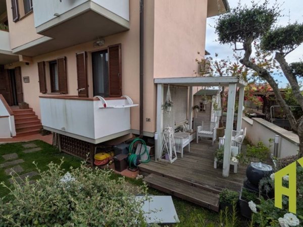 casa indipendente in vendita a Rosignano Marittimo in zona Rosignano Solvay