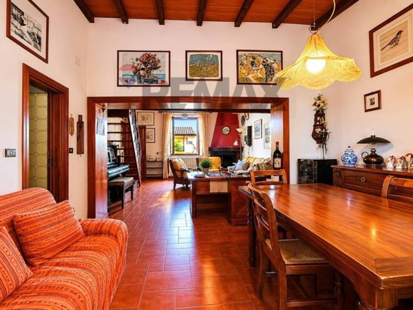 casa indipendente in vendita a Rosignano Marittimo in zona Nibbiaia