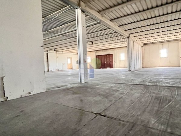 negozio in vendita a Rosignano Marittimo in zona Rosignano Solvay