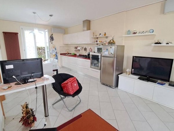 casa indipendente in vendita a Rosignano Marittimo in zona Castiglioncello
