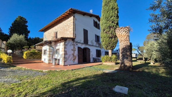 casa indipendente in vendita a Rosignano Marittimo