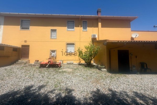 casa indipendente a Rosignano Marittimo in zona Castelnuovo della Misericordia