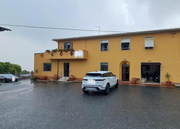 casa indipendente in vendita a Rosignano Marittimo in zona Gabbro