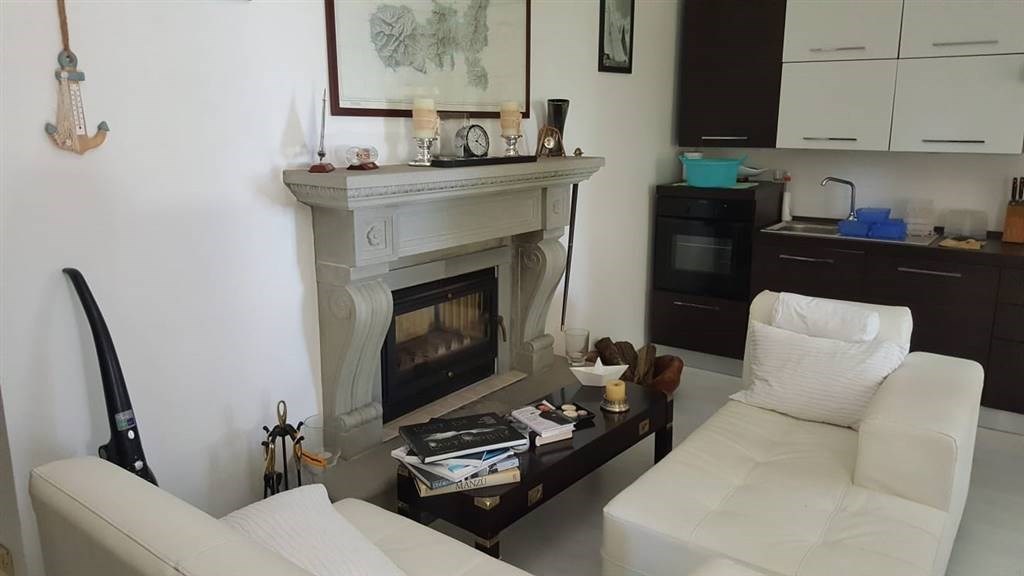 casa indipendente in vendita a Rosignano Marittimo in zona Nibbiaia