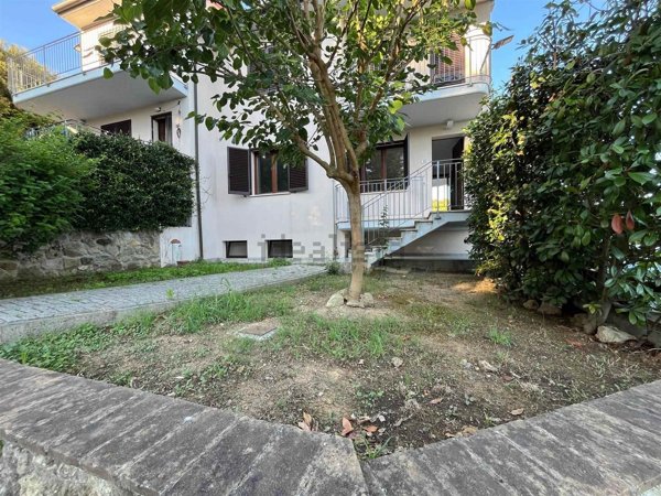 appartamento in vendita a Rosignano Marittimo in zona Nibbiaia