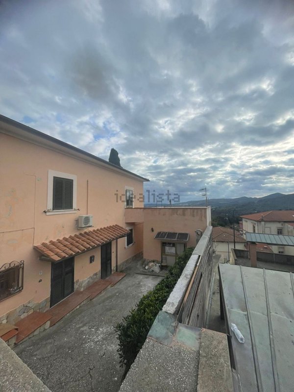 appartamento in vendita a Rosignano Marittimo in zona Gabbro