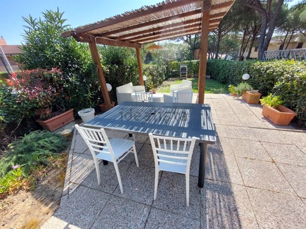 appartamento in vendita a Rosignano Marittimo in zona Castiglioncello