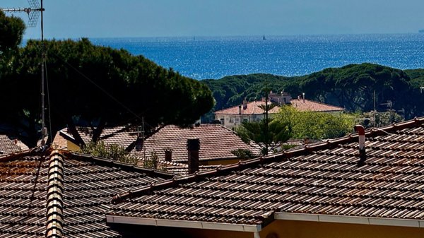 appartamento in vendita a Rosignano Marittimo in zona Castiglioncello