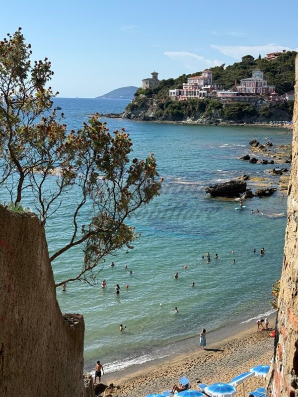 appartamento in vendita a Rosignano Marittimo in zona Castiglioncello