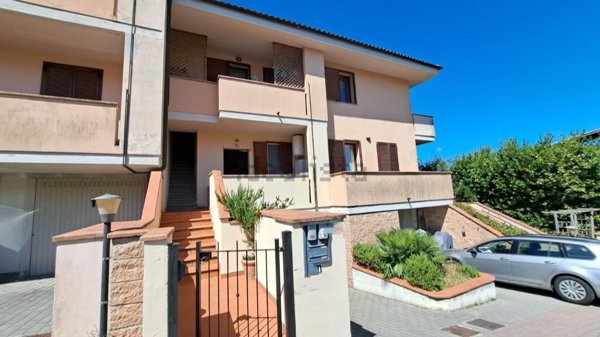 appartamento in vendita a Rosignano Marittimo in zona Nibbiaia