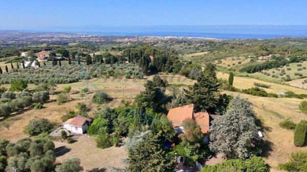 casa indipendente a Rosignano Marittimo in zona Castelnuovo della Misericordia