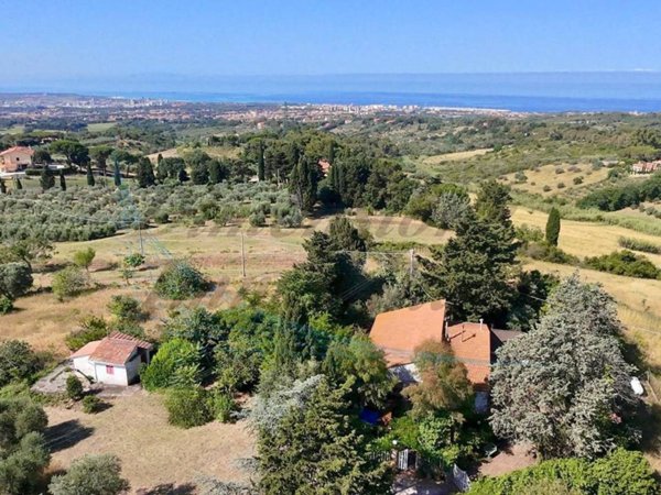 casa indipendente a Rosignano Marittimo in zona Castelnuovo della Misericordia