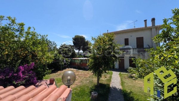 casa indipendente in vendita a Rosignano Marittimo in zona Rosignano Solvay