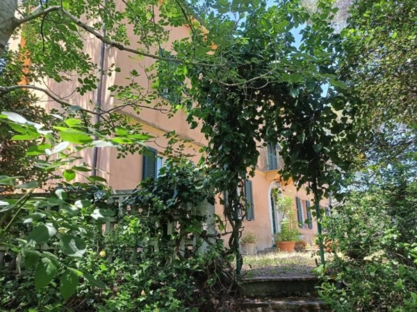casa indipendente in vendita a Rosignano Marittimo in zona Gabbro