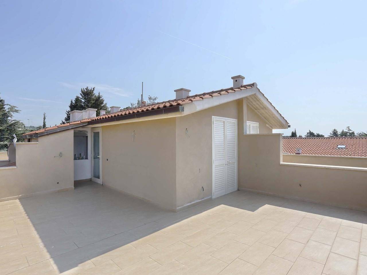 casa indipendente in vendita a Rosignano Marittimo in zona Castiglioncello
