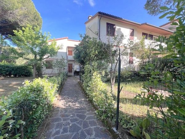 appartamento in vendita a Rosignano Marittimo in zona Castiglioncello