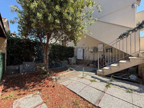 casa indipendente in vendita a Rosignano Marittimo in zona Rosignano Solvay